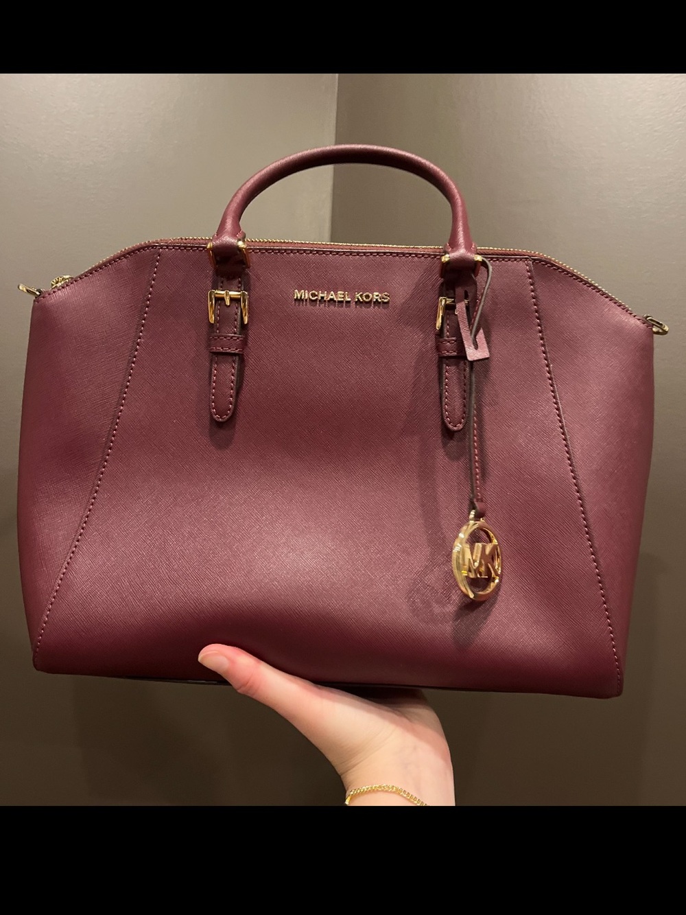 Michael Kors large leather Ciara bag. Burgundy